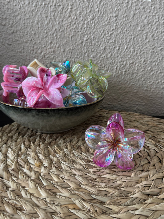 Pince fleur rose transparent