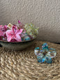 Pince fleur bleu transparent